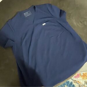 Navy Blue Figs 2xl Rafael scrub top, One pocket scrub top, and Zamora joggers.